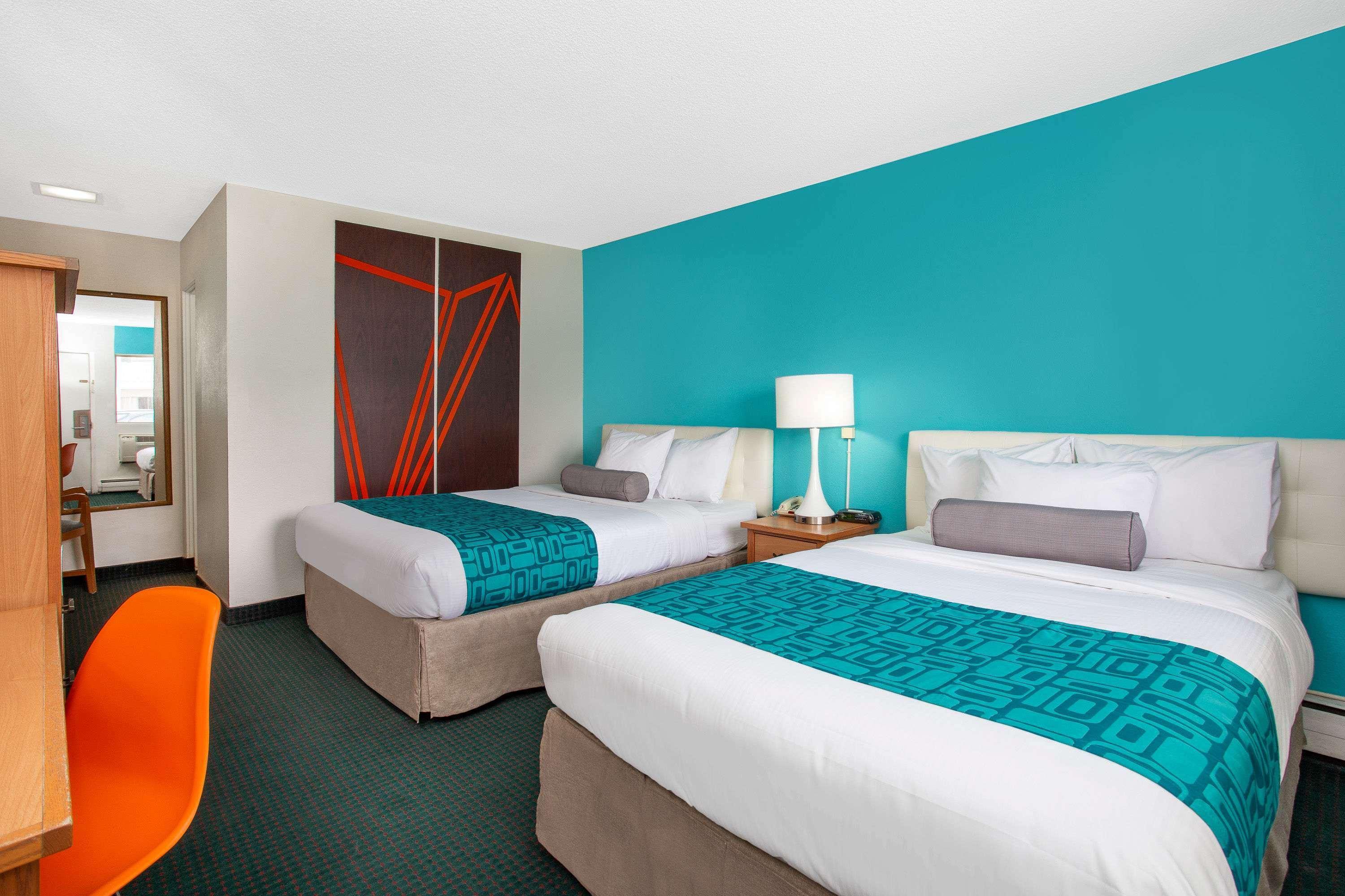 Howard Johnson By Wyndham Colorado Springs Eksteriør bilde