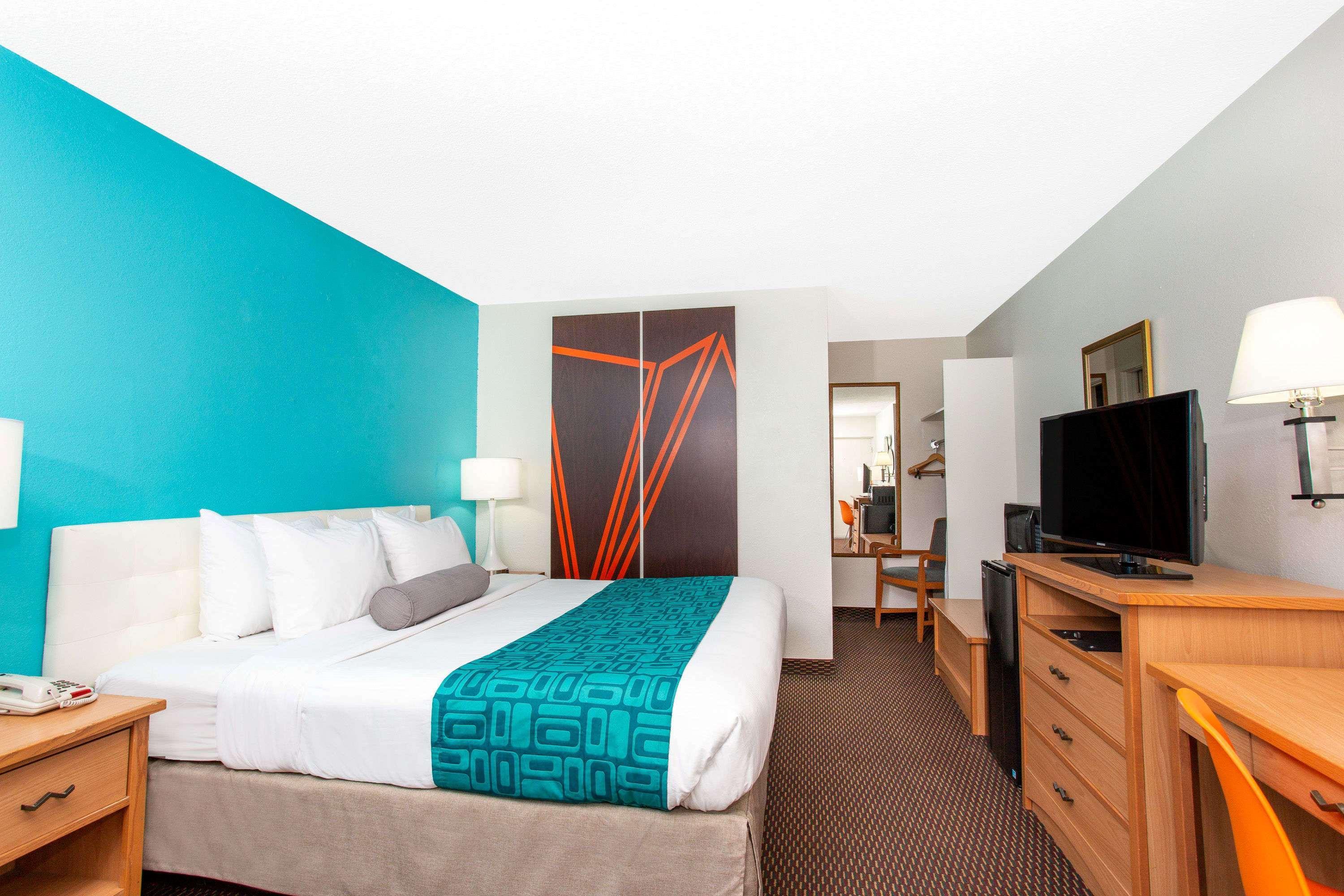 Howard Johnson By Wyndham Colorado Springs Eksteriør bilde