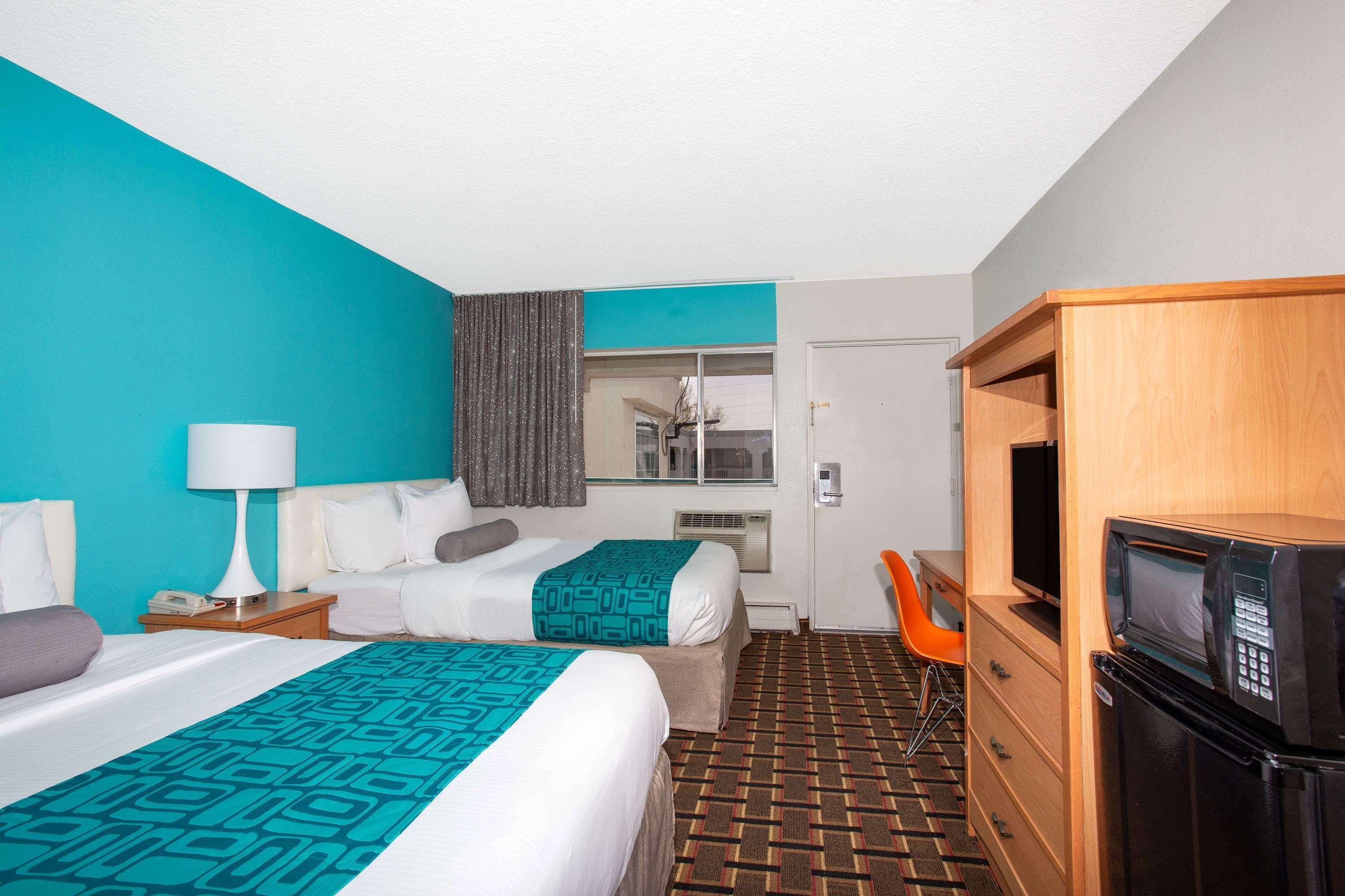 Howard Johnson By Wyndham Colorado Springs Eksteriør bilde