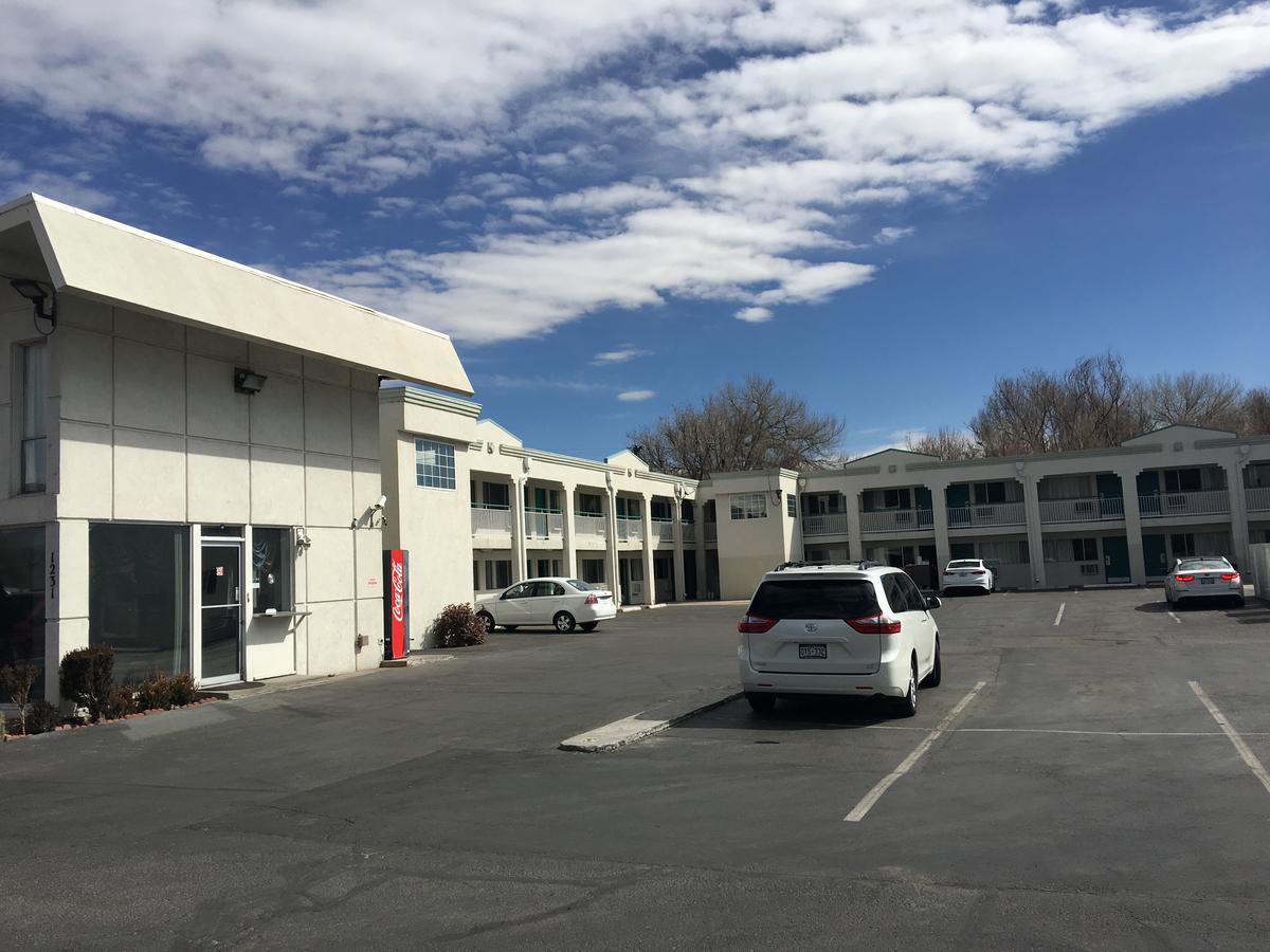 Howard Johnson By Wyndham Colorado Springs Eksteriør bilde