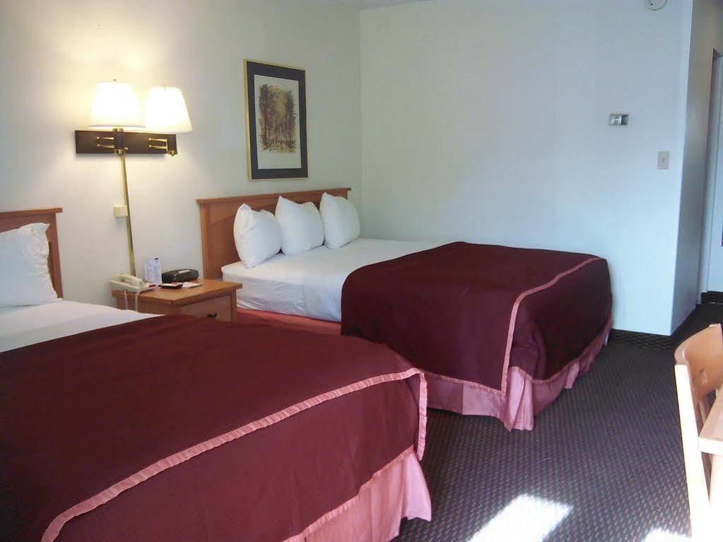 Howard Johnson By Wyndham Colorado Springs Eksteriør bilde